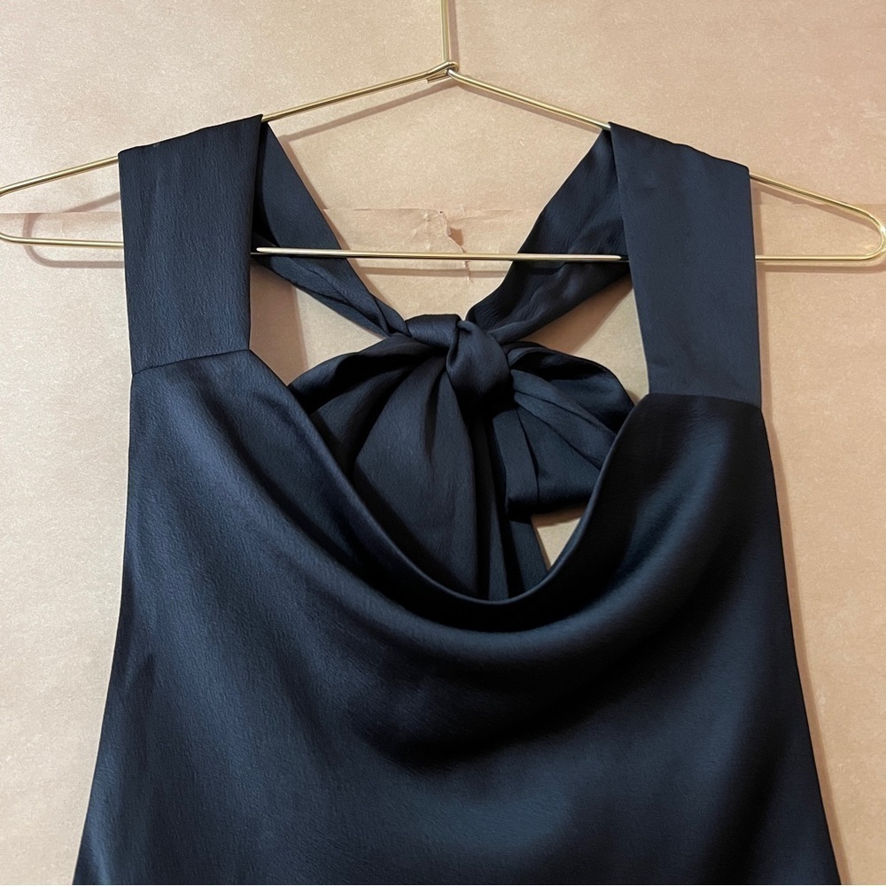 DANNIJO | NWT Noir Halter Scarf Top Tie Neck Open Back Top Satin Crepe Size M - Picture 4 of 15